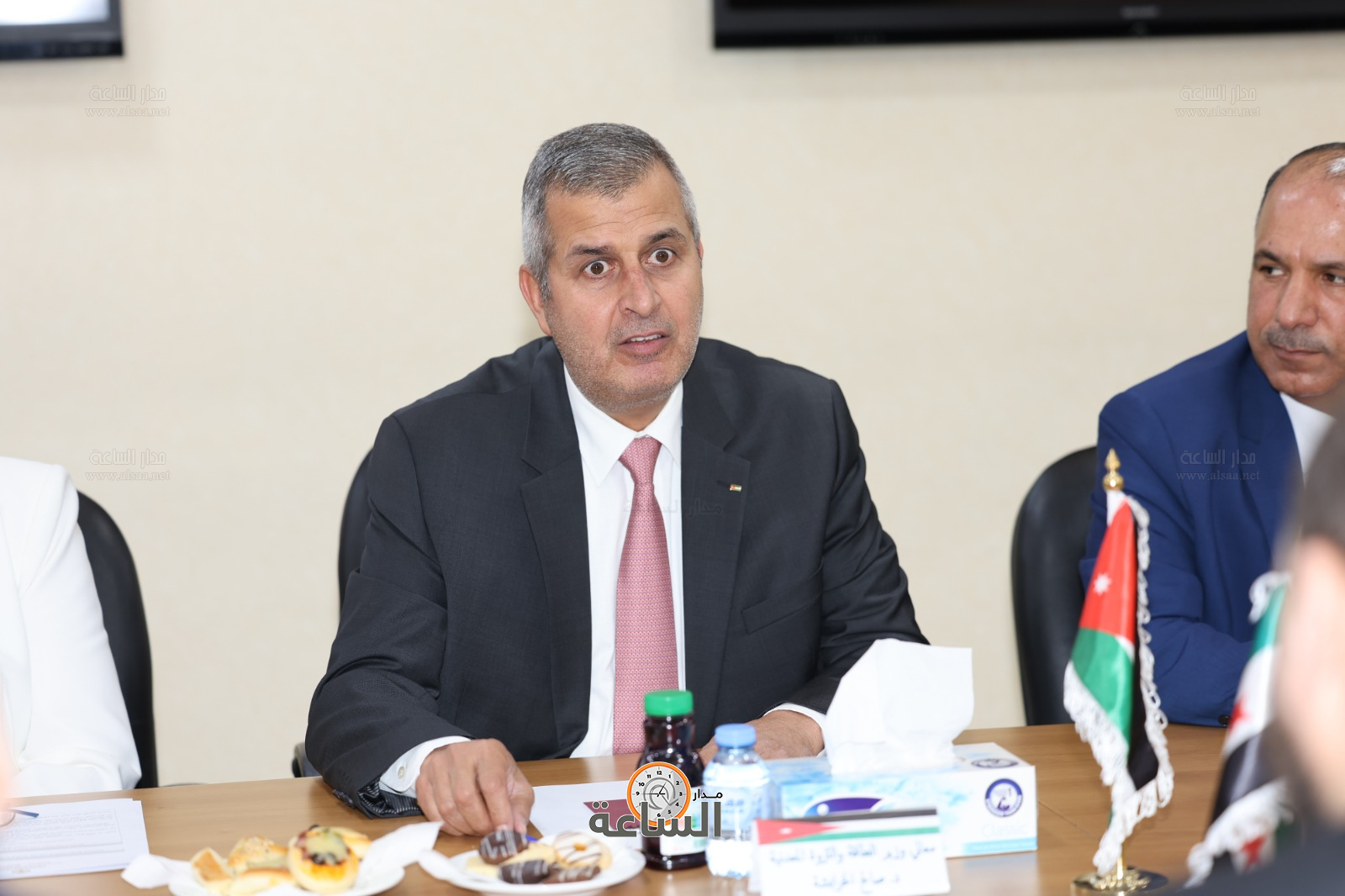 Madar Al-Saa Images 0.082861817397058