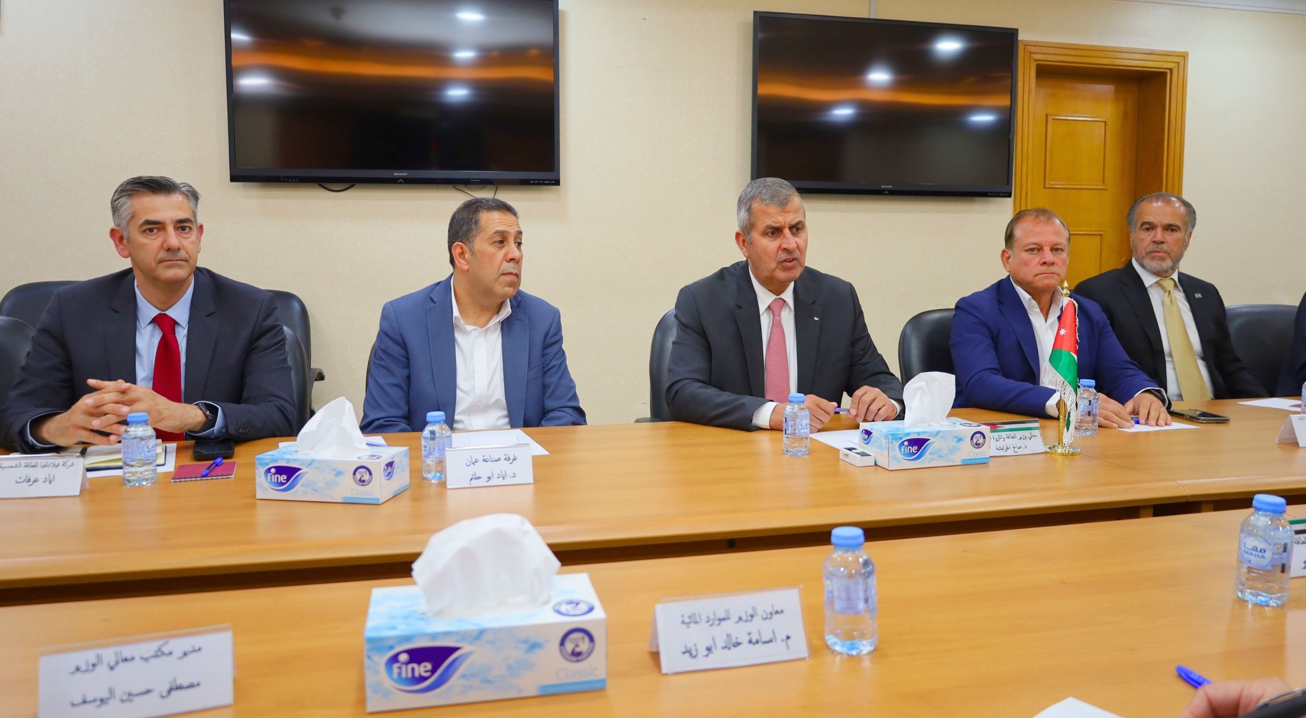 Madar Al-Saa Images 0.25068619942796044