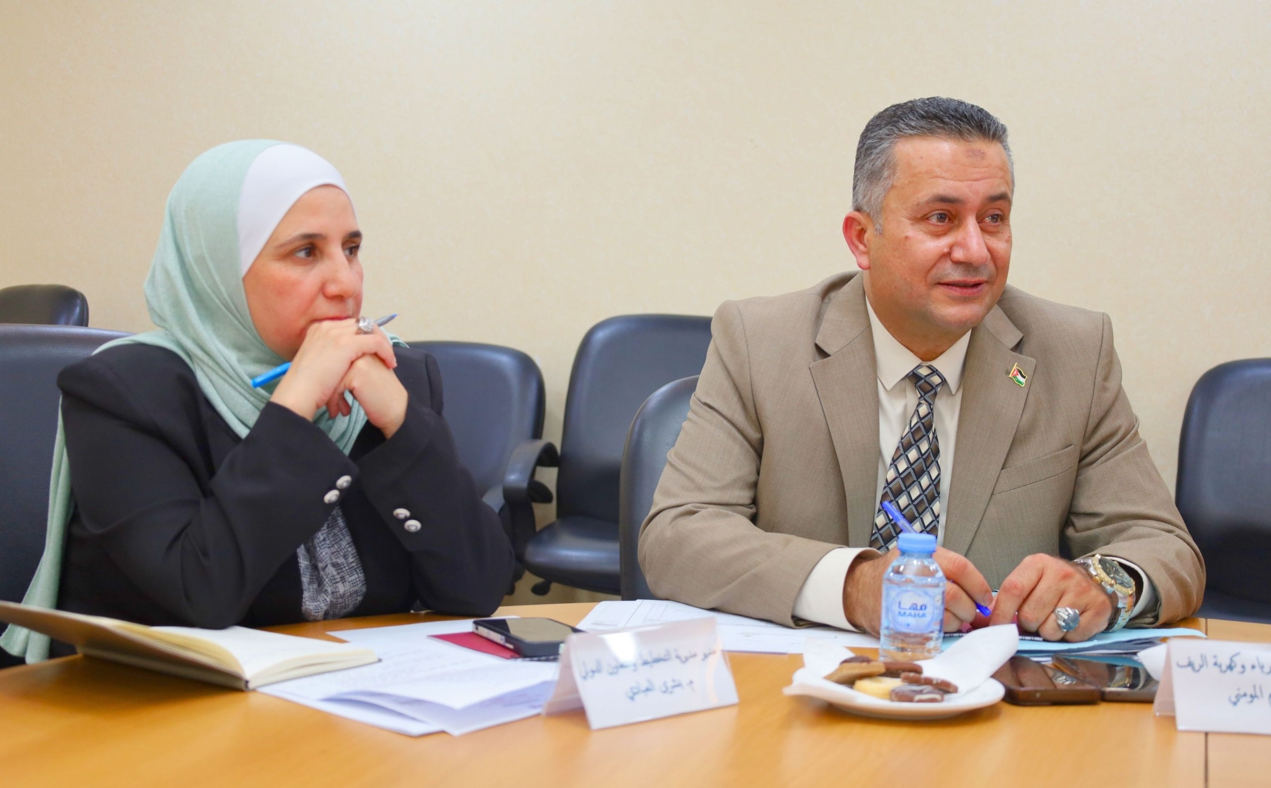 Madar Al-Saa Images 0.6394038323528191