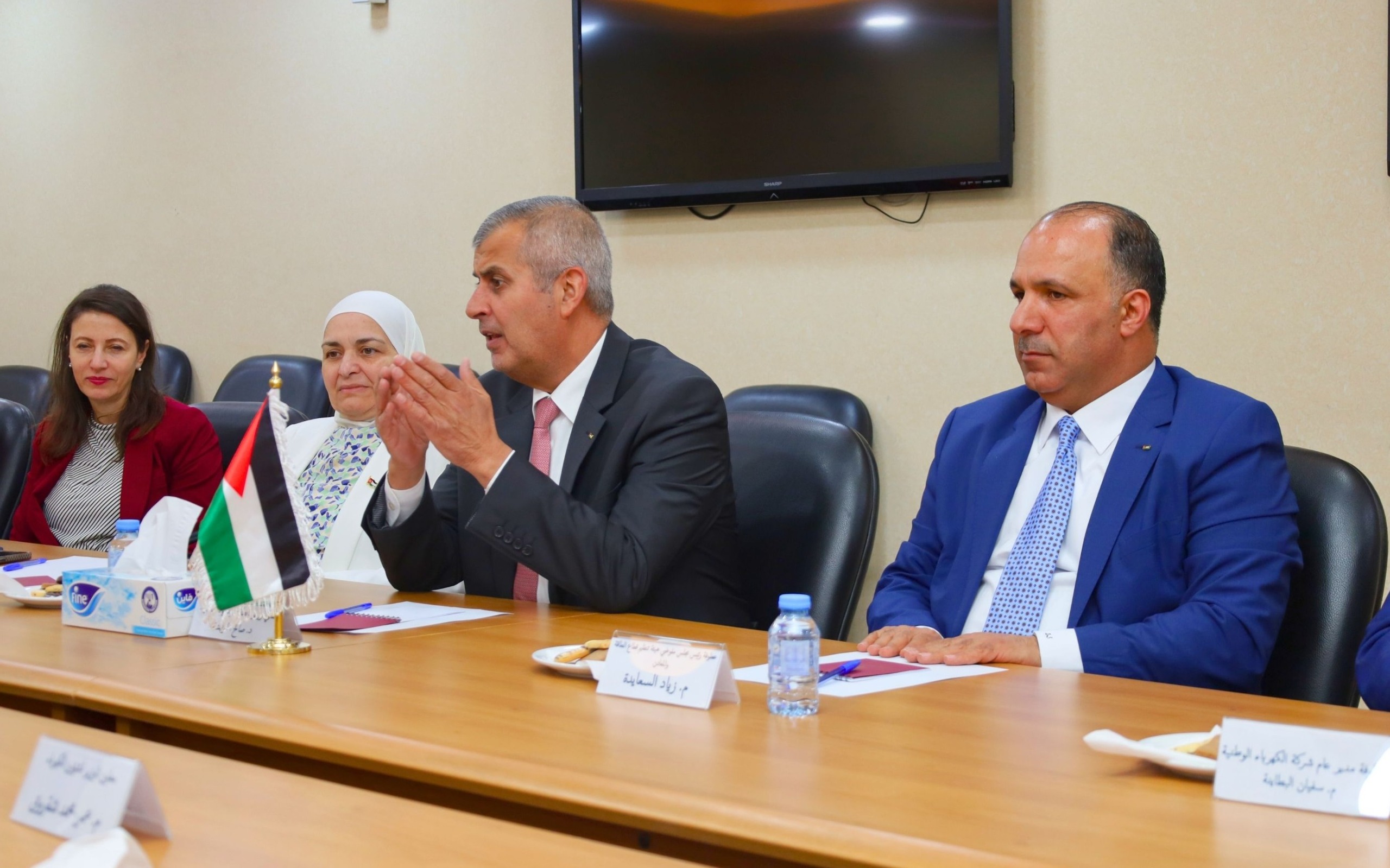 Madar Al-Saa Images 0.5245686051372442