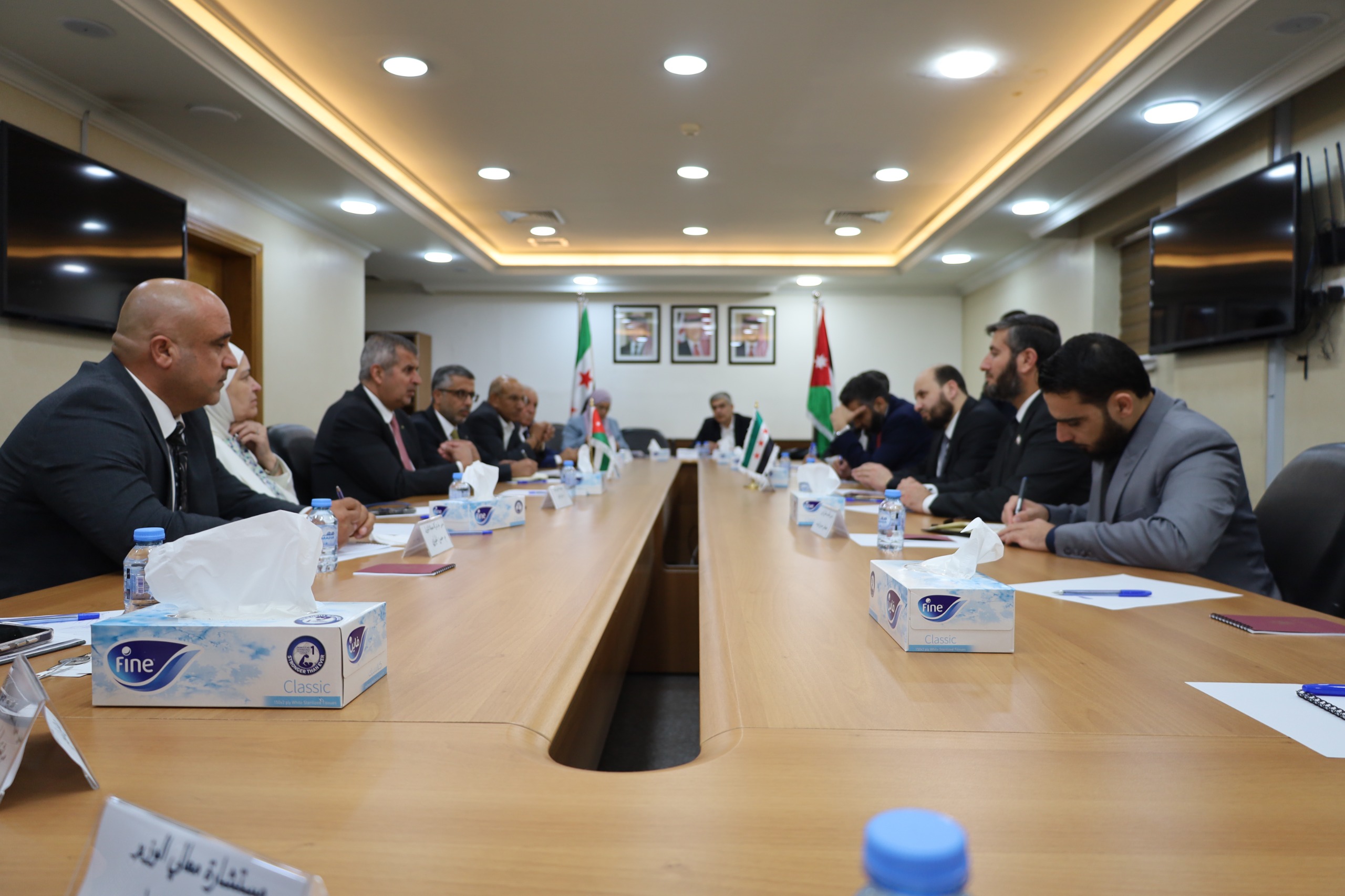 Madar Al-Saa Images 0.9305657336766658