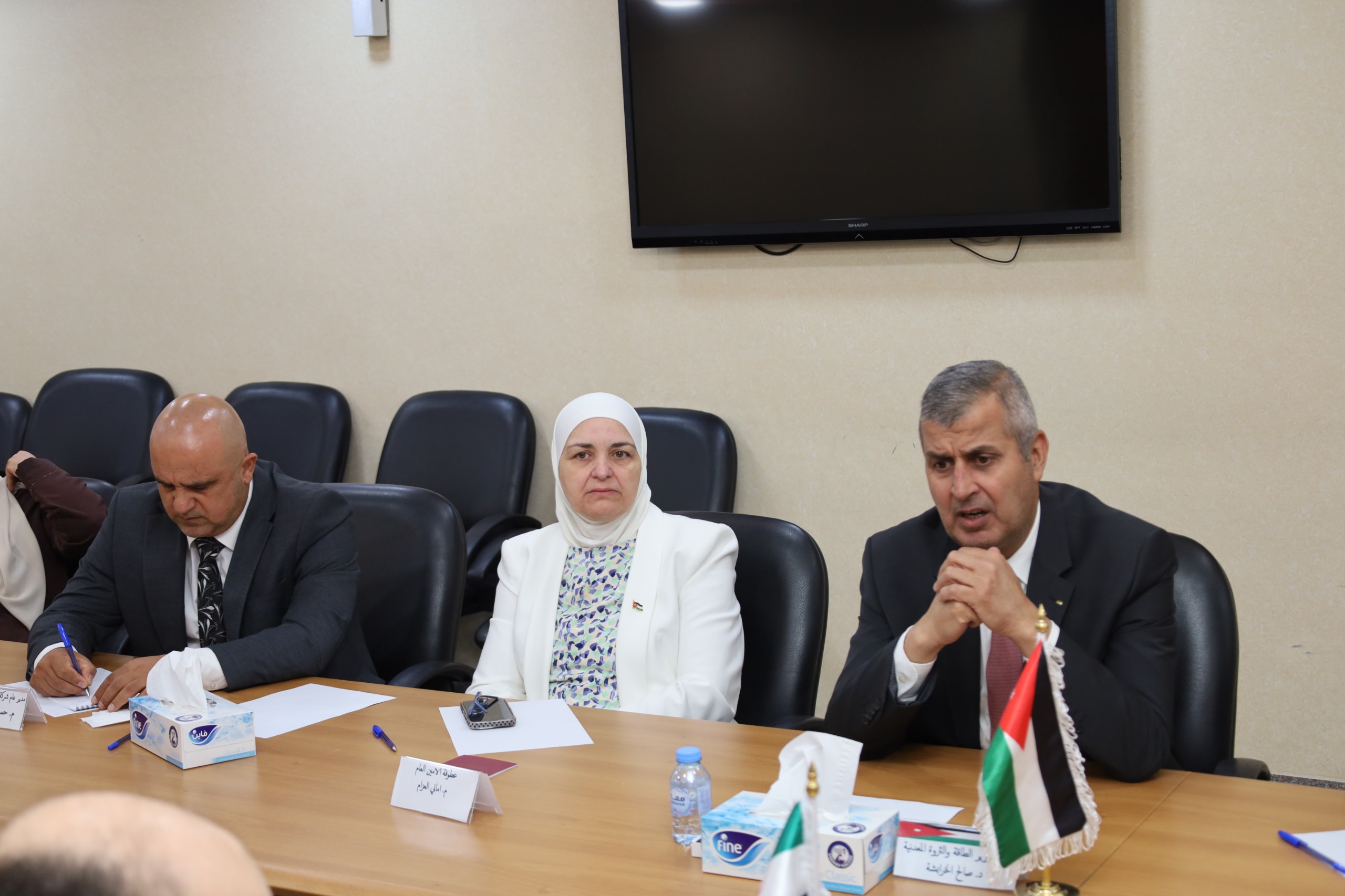 Madar Al-Saa Images 0.22881662389646307