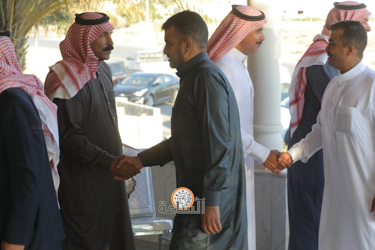 Madar Al-Saa Images 0.8537864175240176