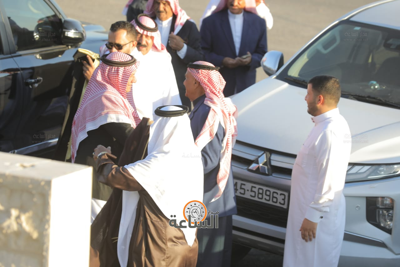 Madar Al-Saa Images 0.6437624400173746