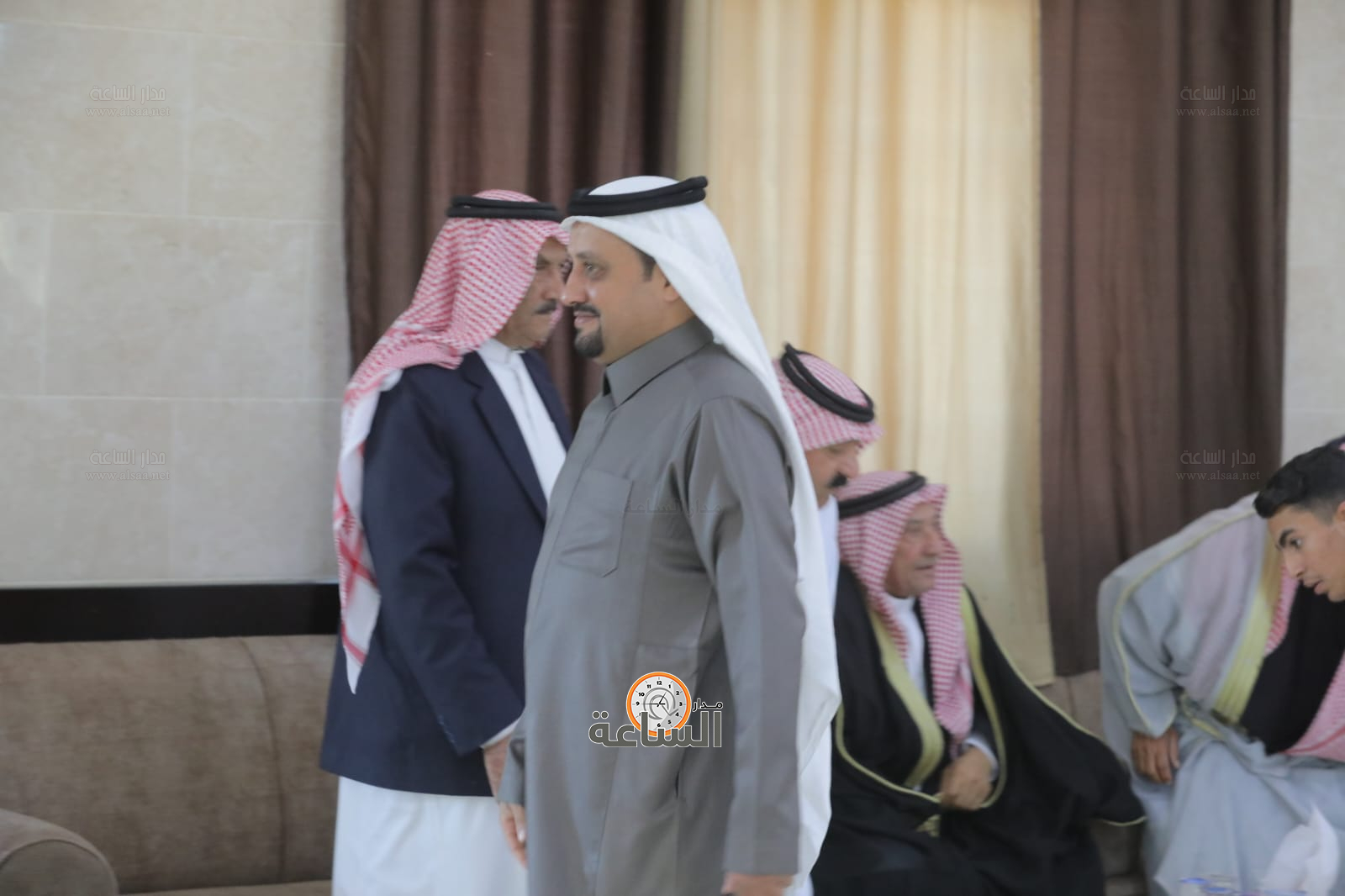 Madar Al-Saa Images 0.08222742075555145