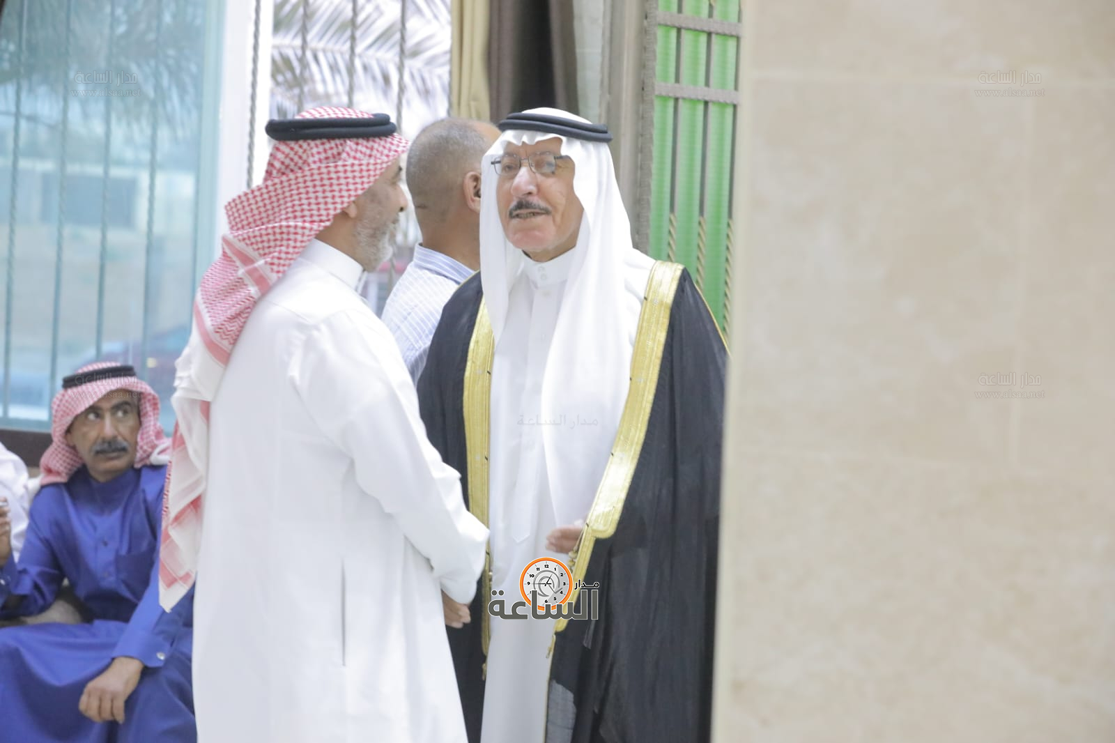 Madar Al-Saa Images 0.2569093474169376