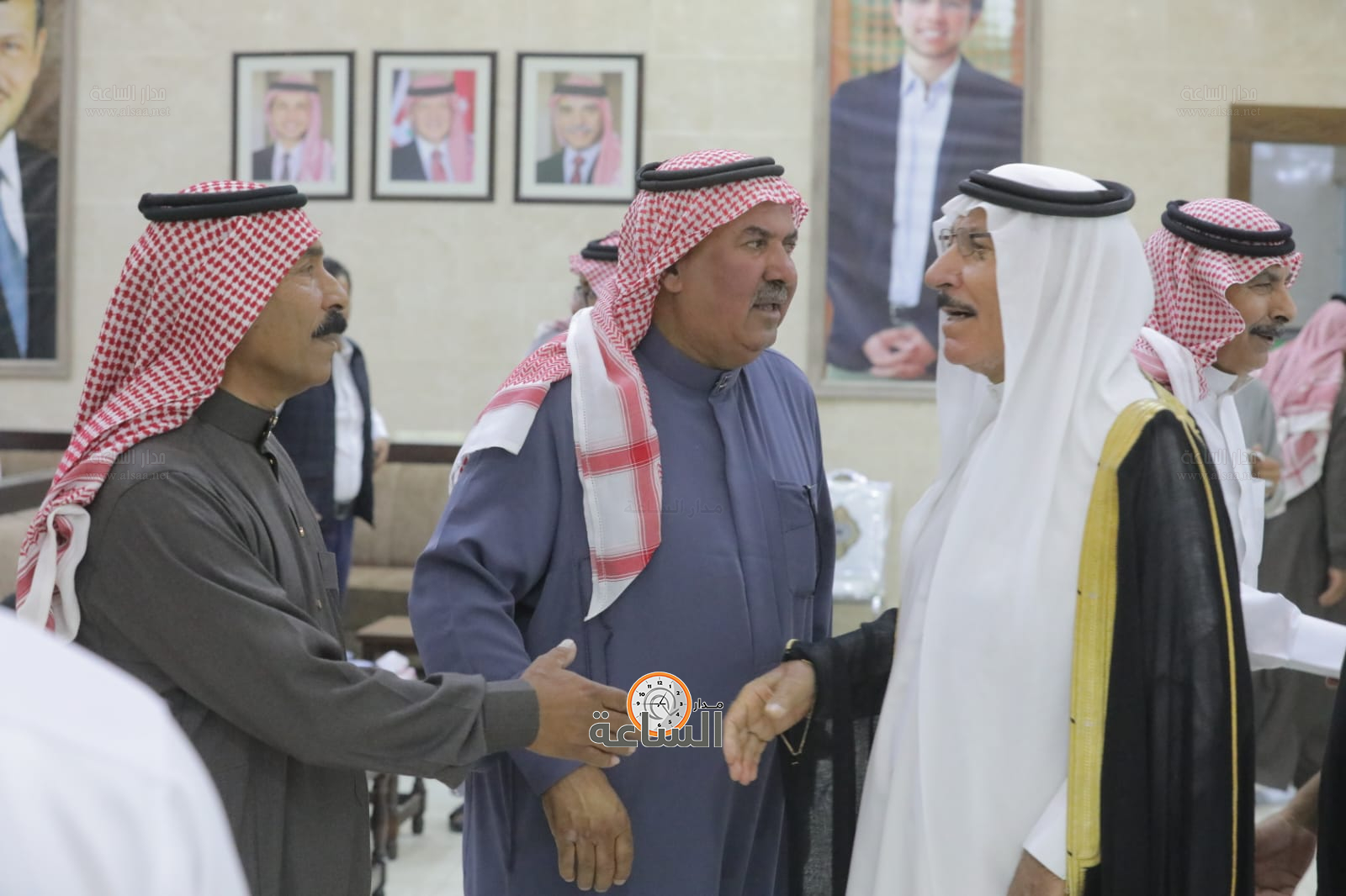 Madar Al-Saa Images 0.6739983913107642