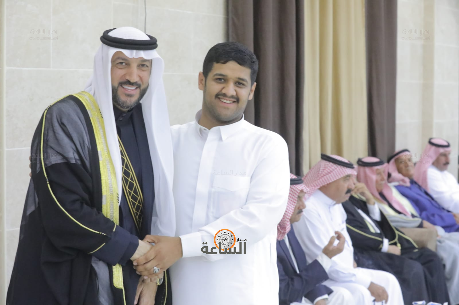 Madar Al-Saa Images 0.38939105478474256