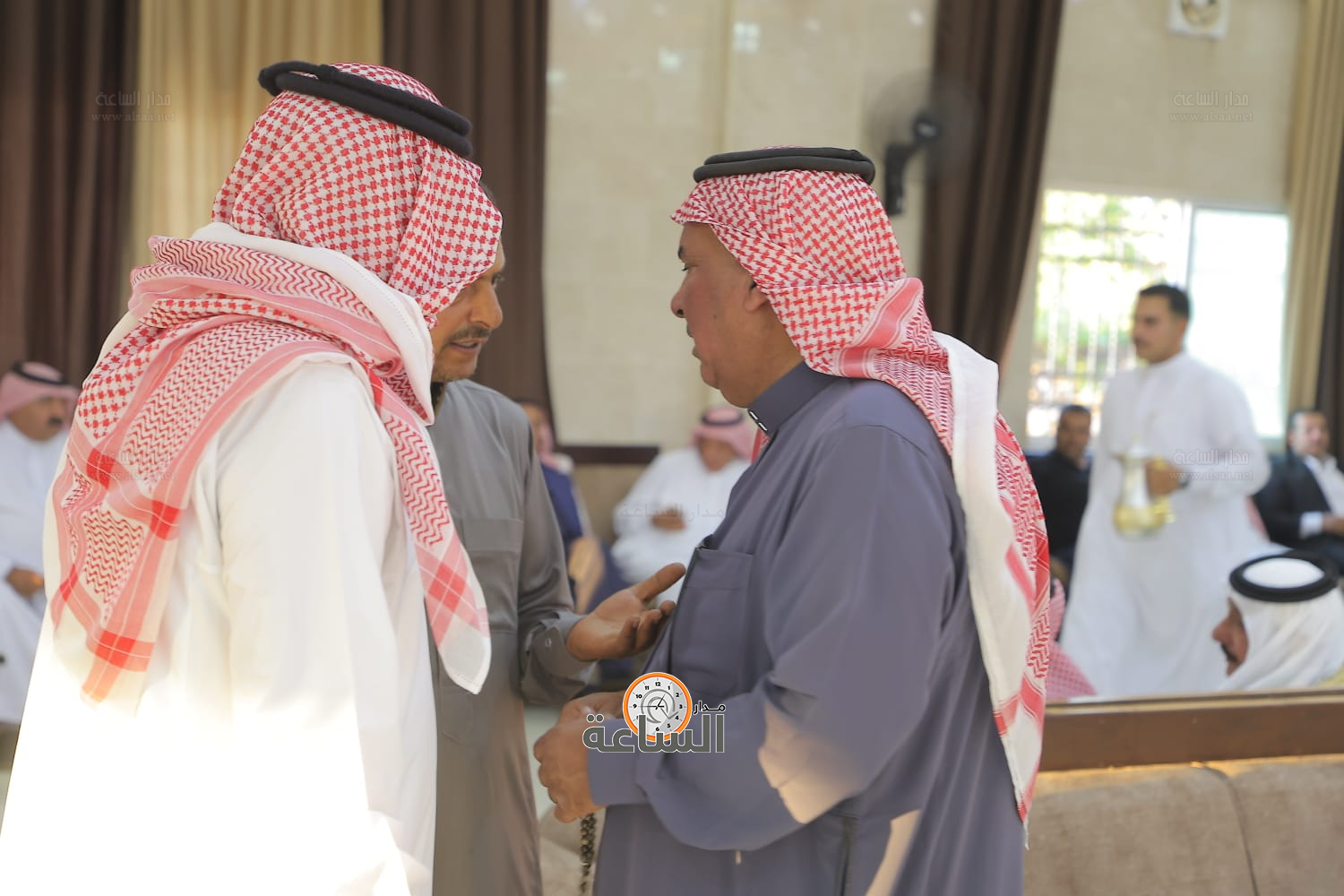 Madar Al-Saa Images 0.9504845435727592