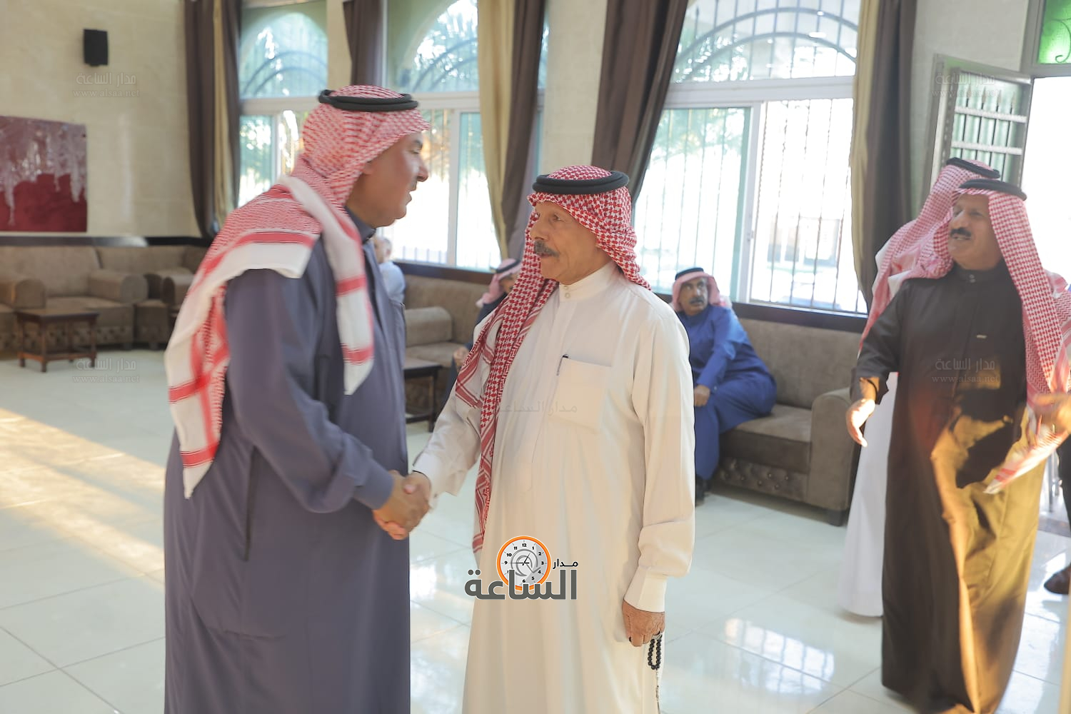 Madar Al-Saa Images 0.5616437699575044