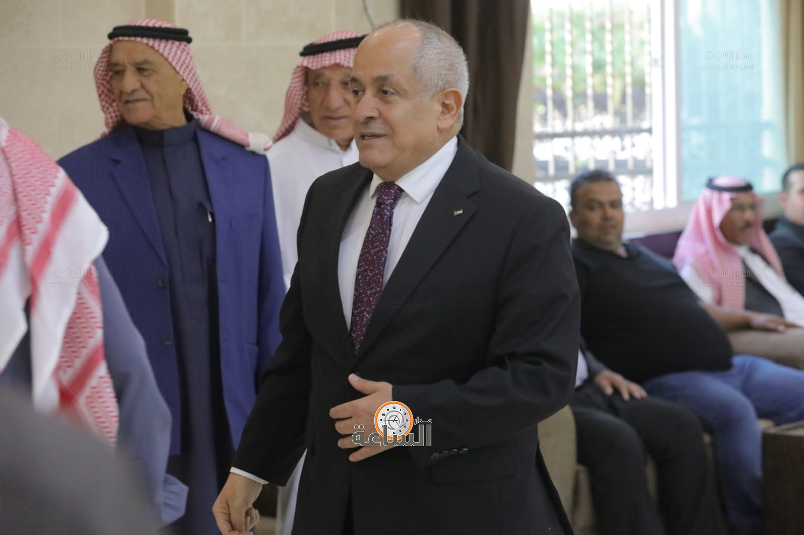 Madar Al-Saa Images 0.45118313783811115