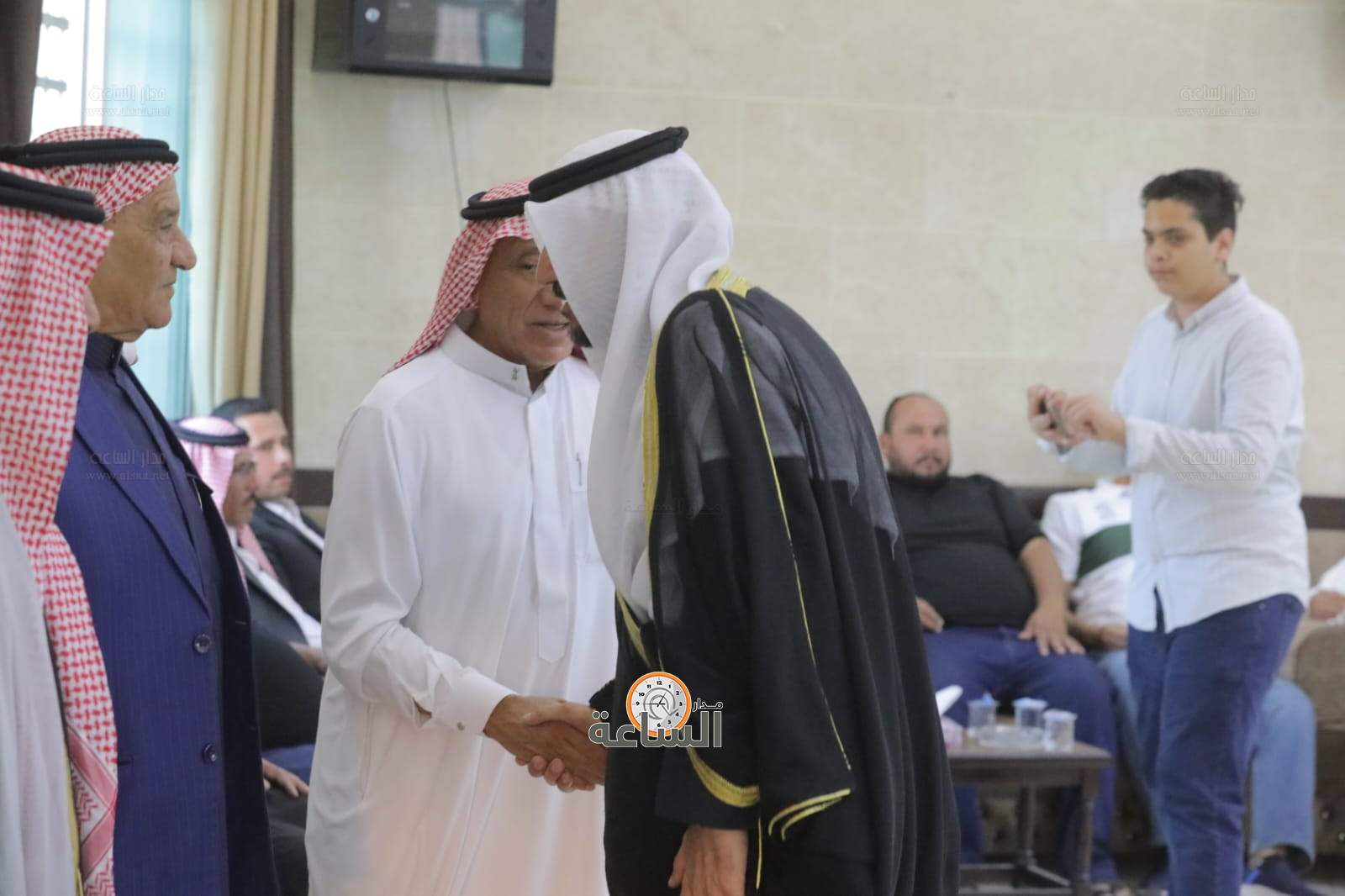 Madar Al-Saa Images 0.47039860990104687