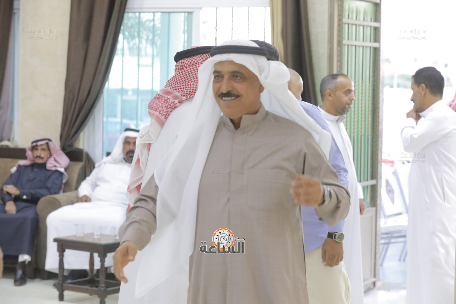 Madar Al-Saa Images 0.22666487619564246