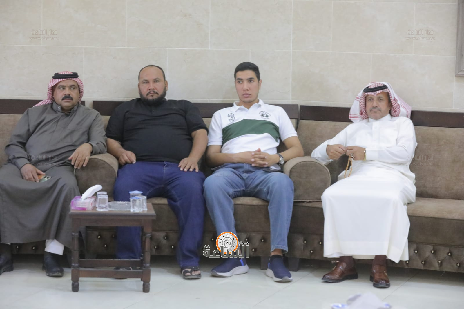 Madar Al-Saa Images 0.43593461387596644