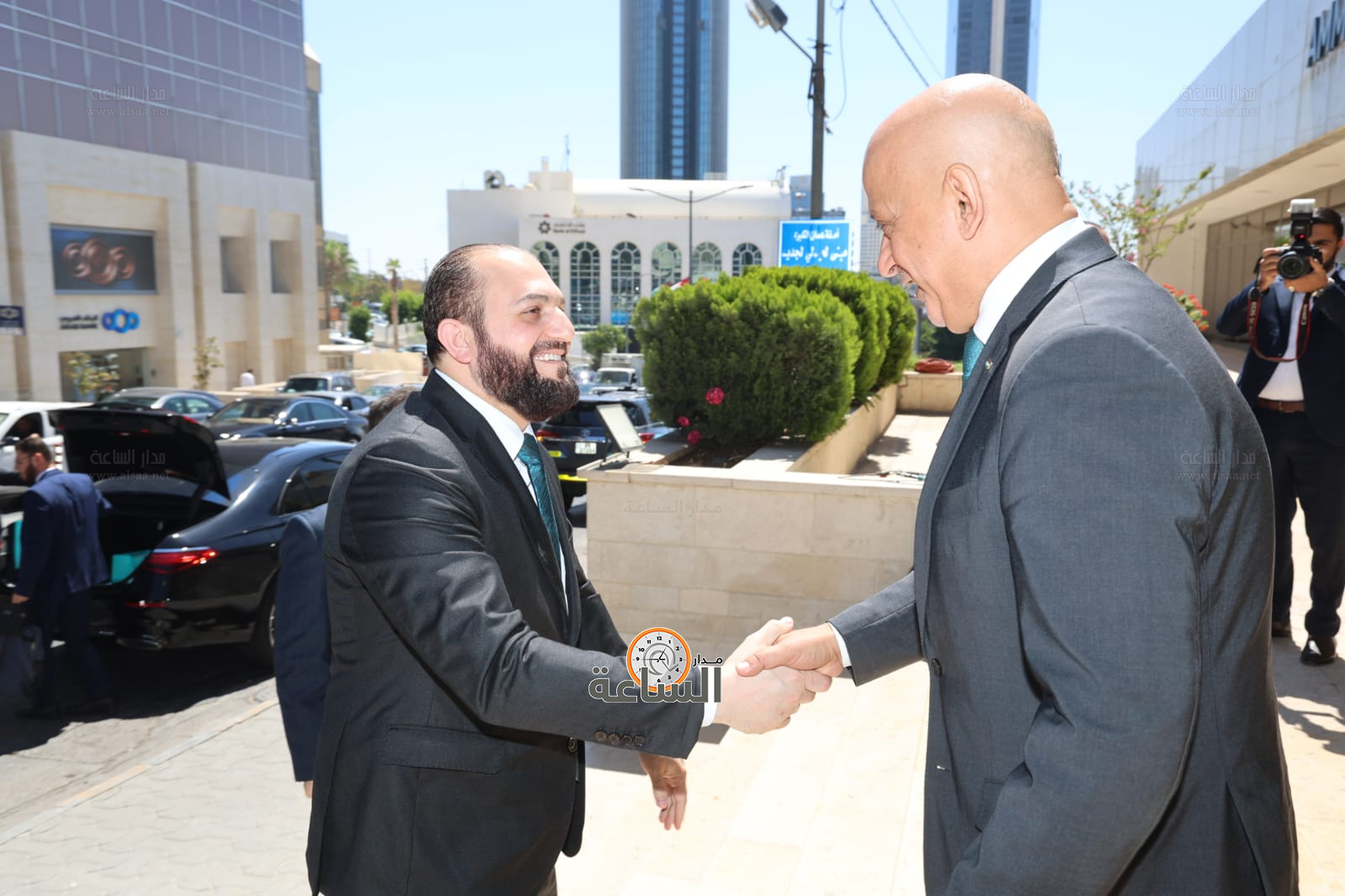 Madar Al-Saa Images 0.7823515703182427