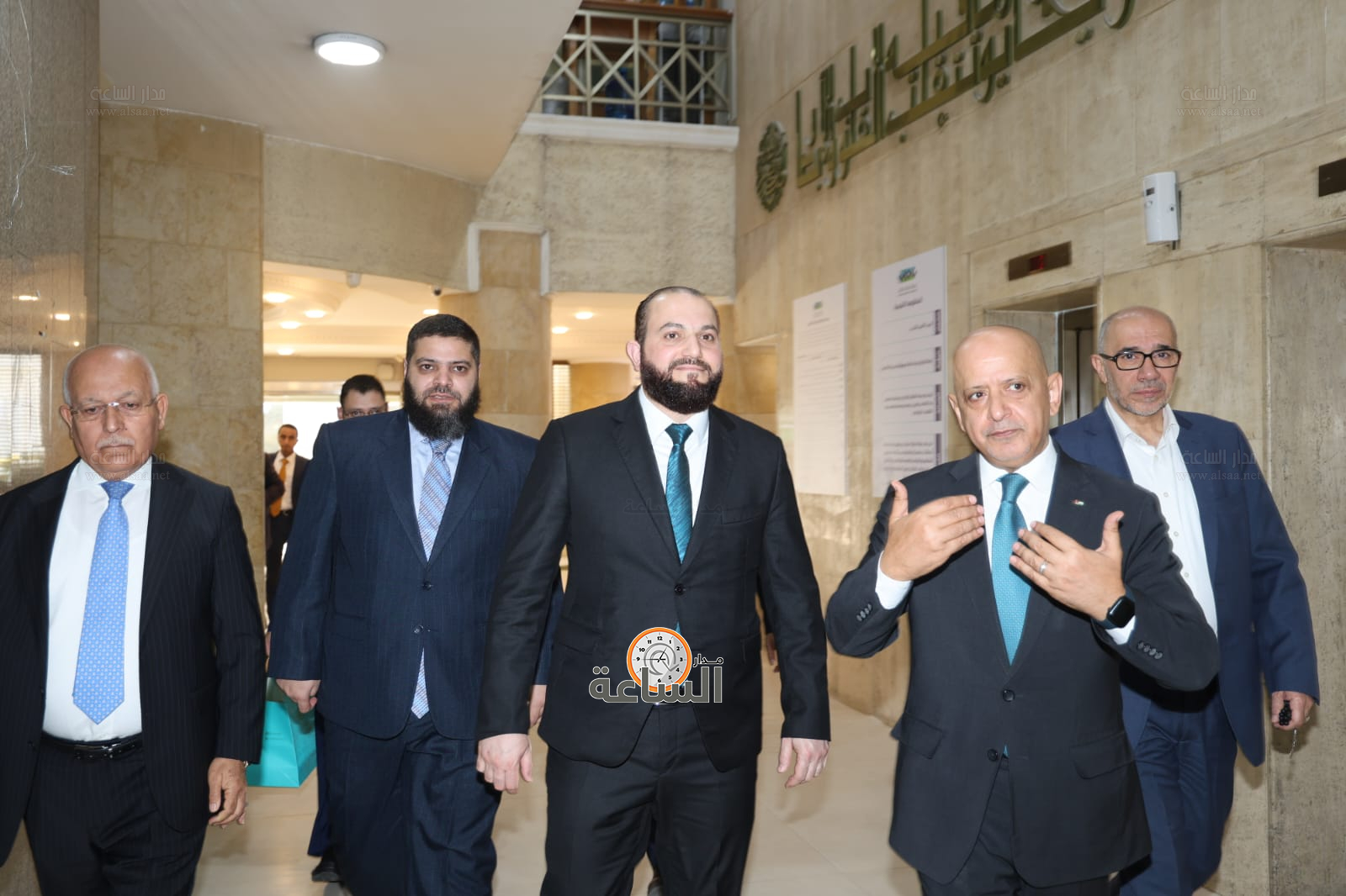 Madar Al-Saa Images 0.7844822328749511