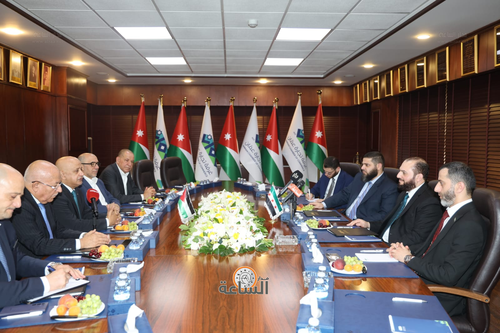 Madar Al-Saa Images 0.7724405738614354