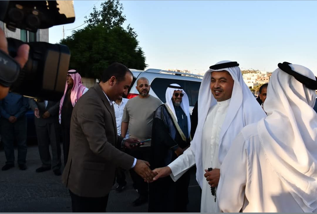 Madar Al-Saa Images 0.8696124977590569