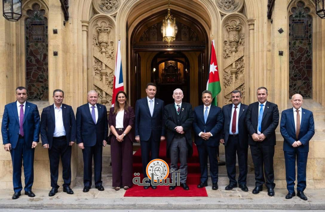 Madar Al-Saa Images 0.48957138202410666