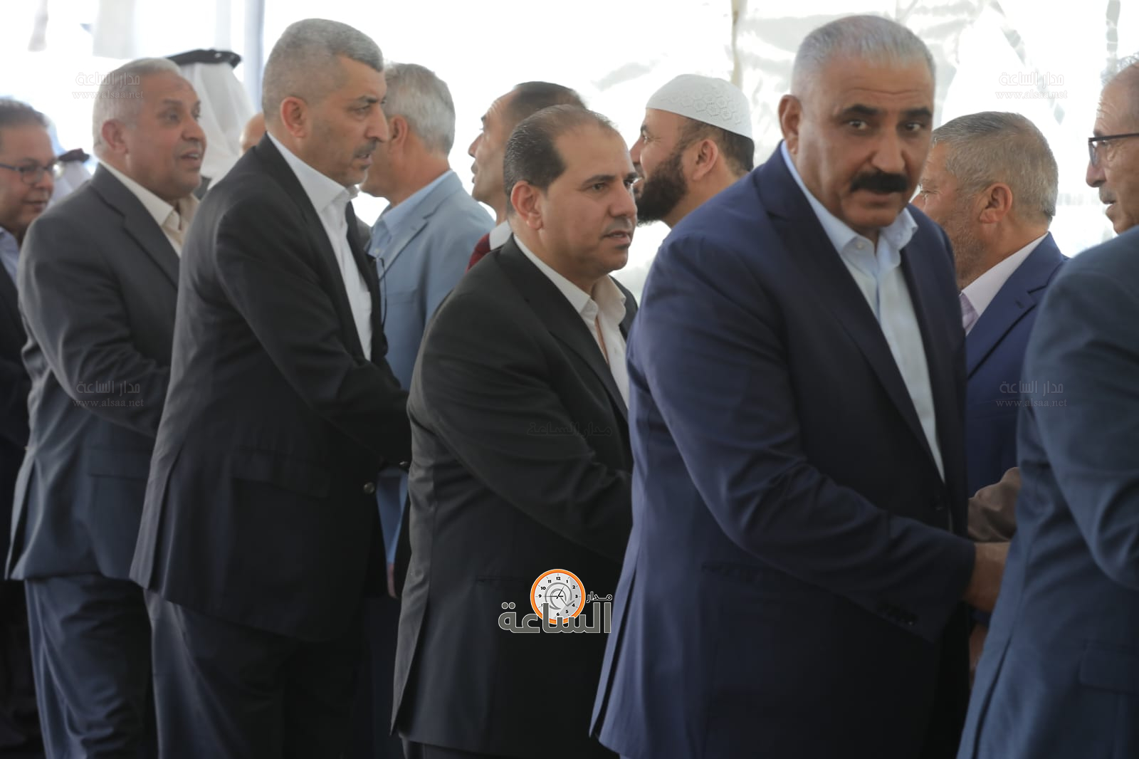 Madar Al-Saa Images 0.8268416679454238