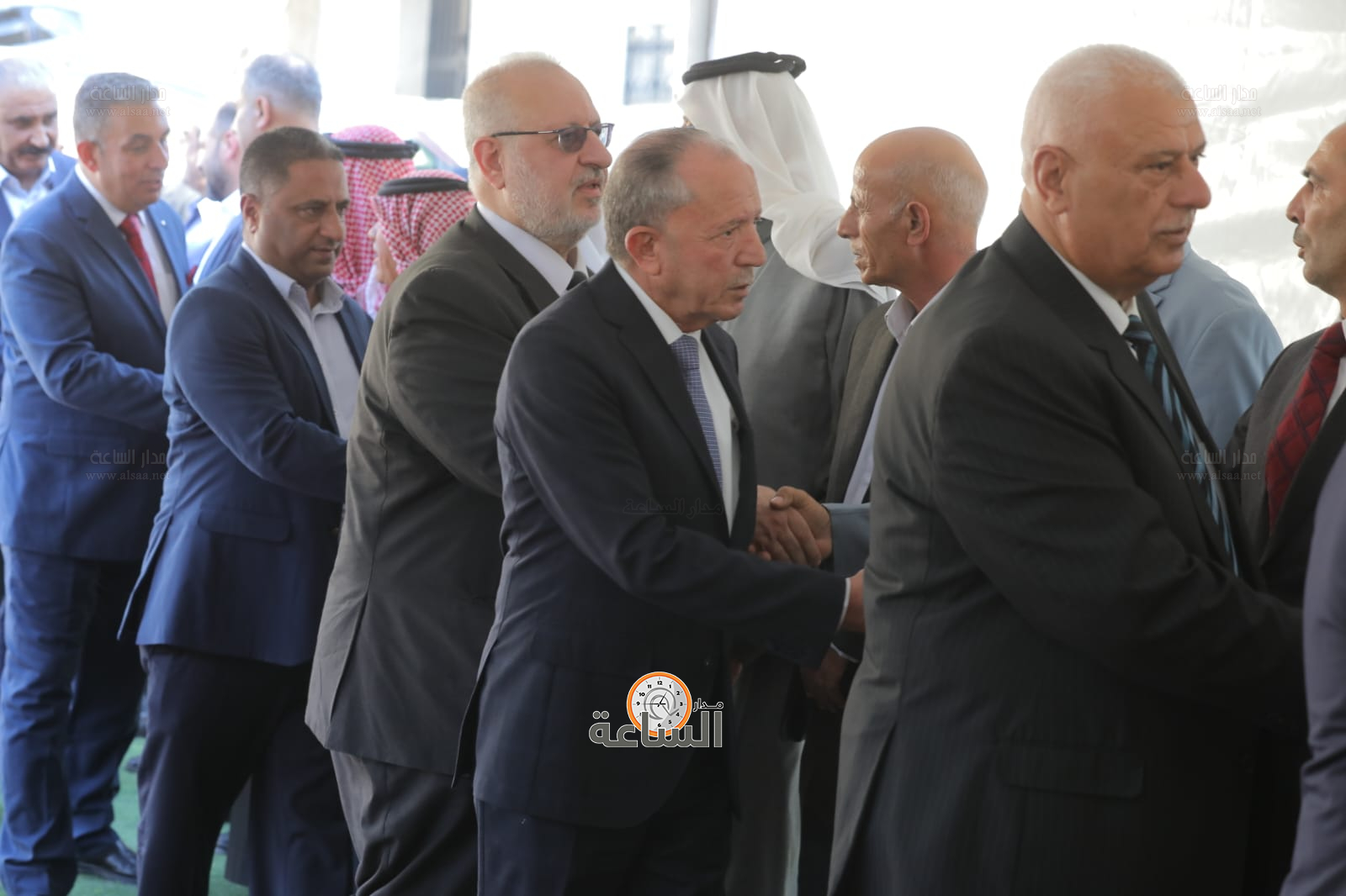 Madar Al-Saa Images 0.9691266351808117