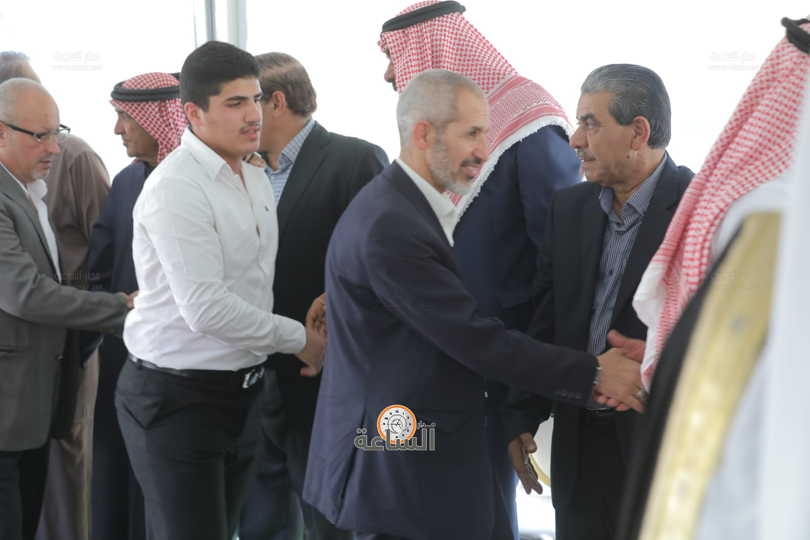 Madar Al-Saa Images 0.8969249643286432