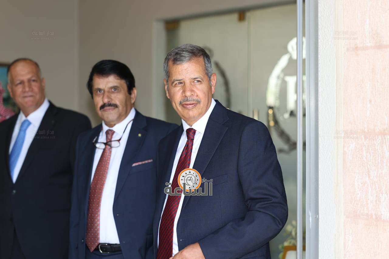 Madar Al-Saa Images 0.9176696710663743