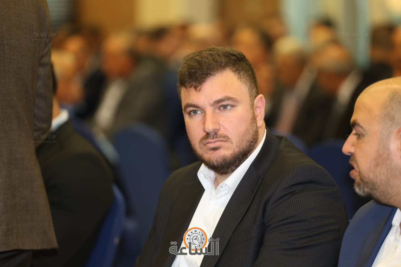 Madar Al-Saa Images 0.32123048523529363