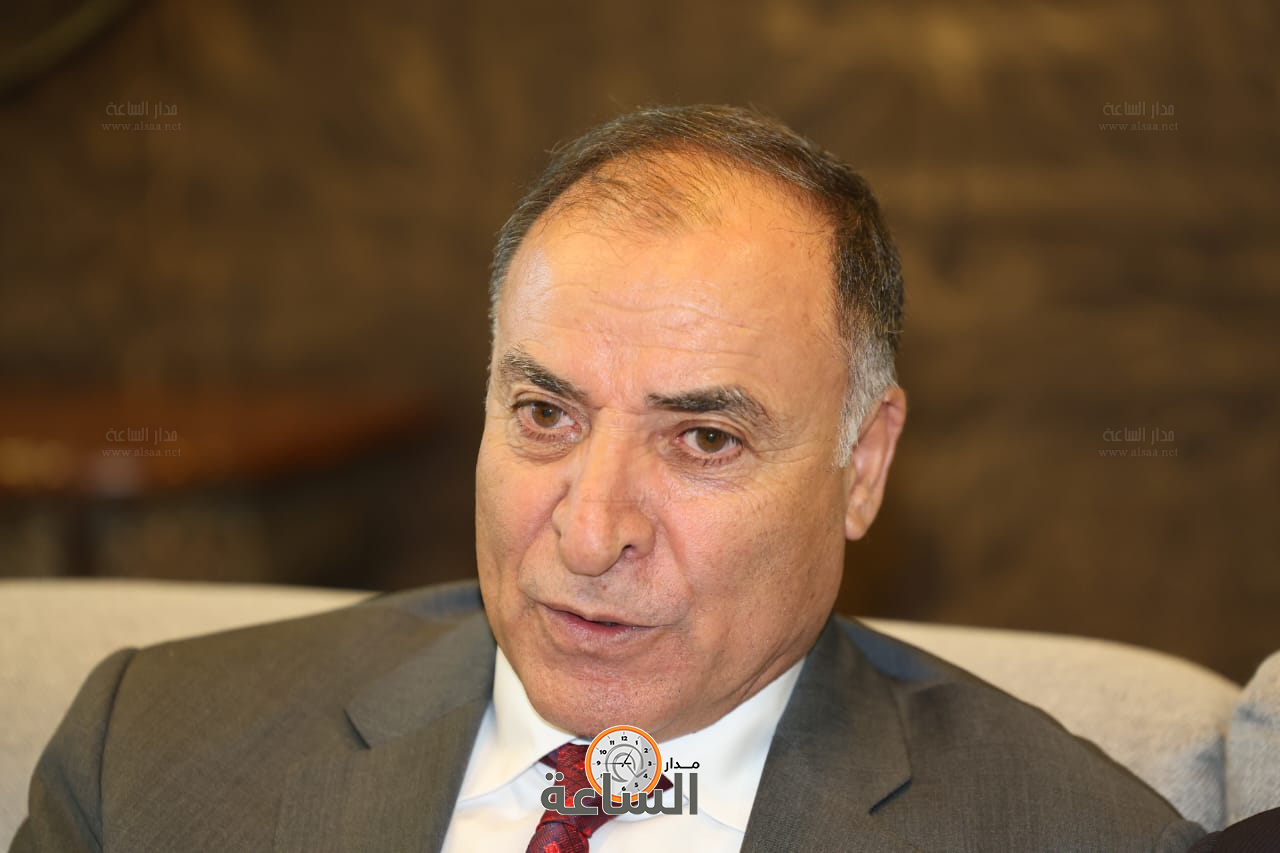 Madar Al-Saa Images 0.16019092991732042