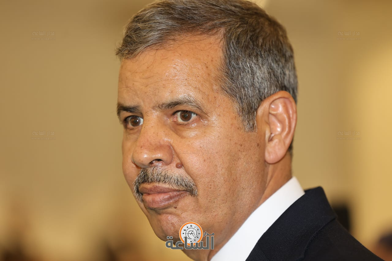 Madar Al-Saa Images 0.6210485264402635