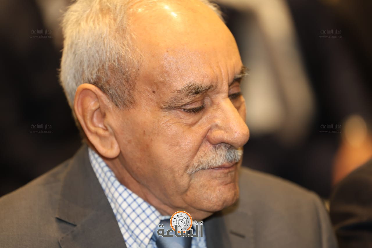 Madar Al-Saa Images 0.4321307499875172