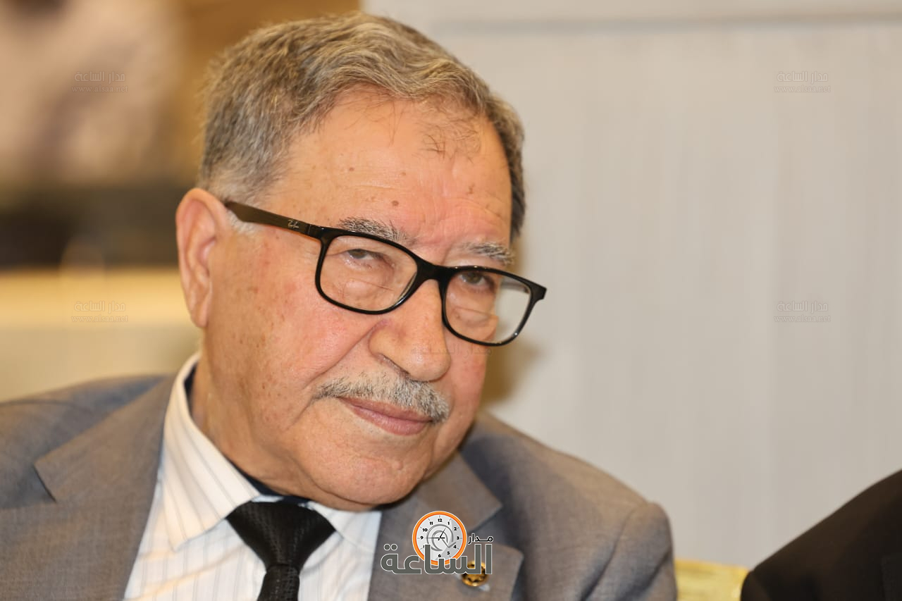 Madar Al-Saa Images 0.6861561485714166