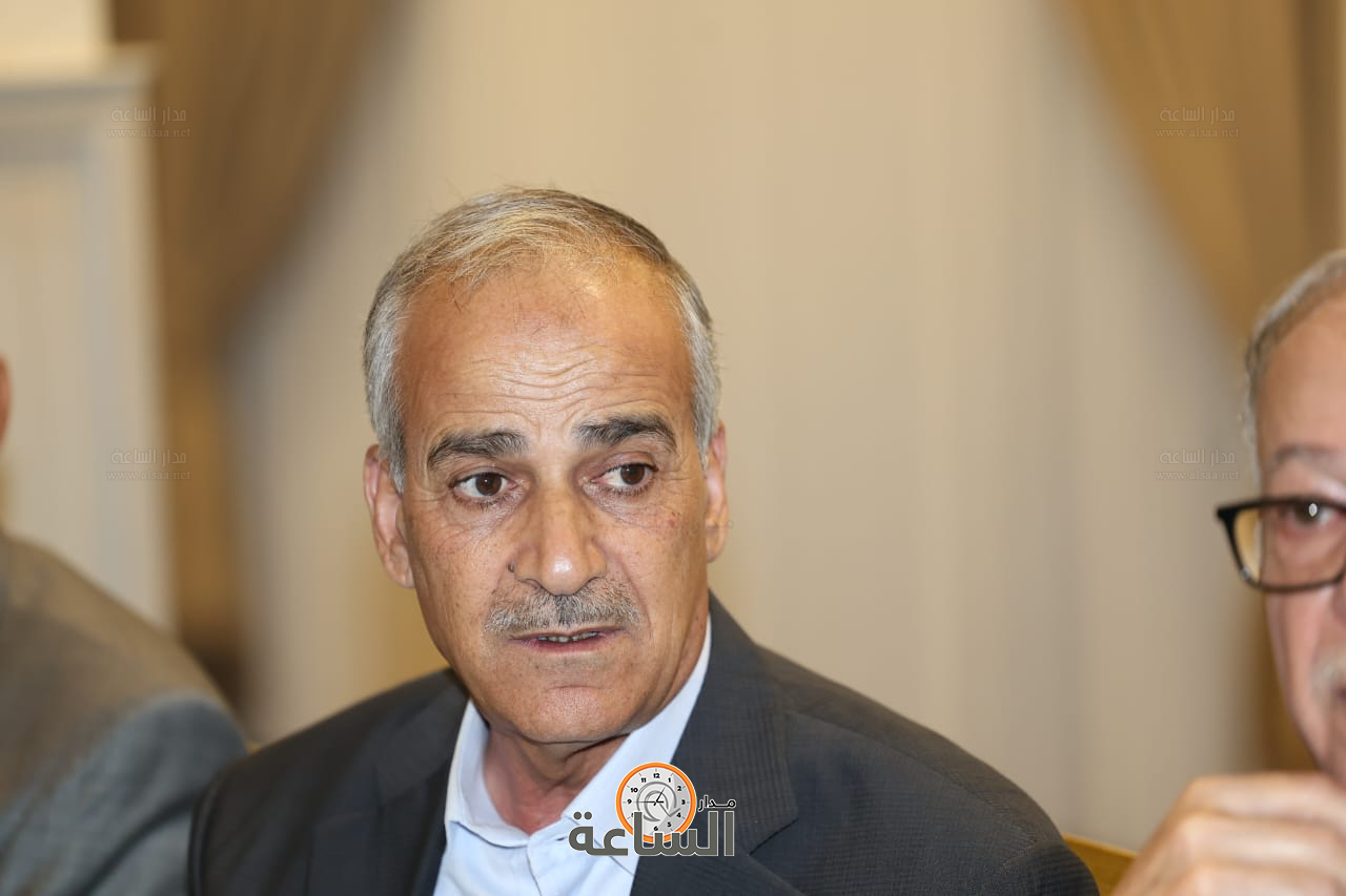 Madar Al-Saa Images 0.3715748542022088