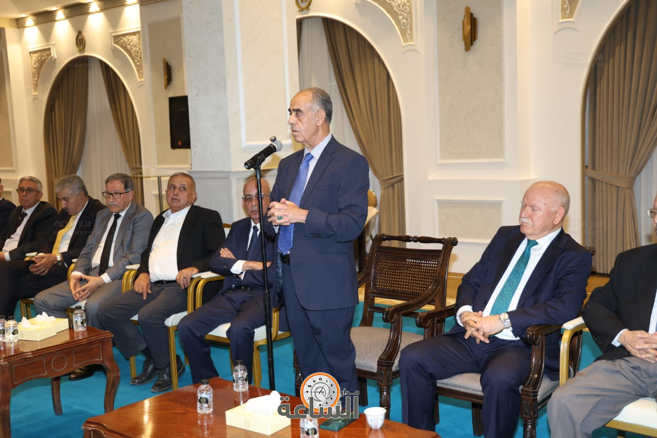 Madar Al-Saa Images 0.7474242323235898