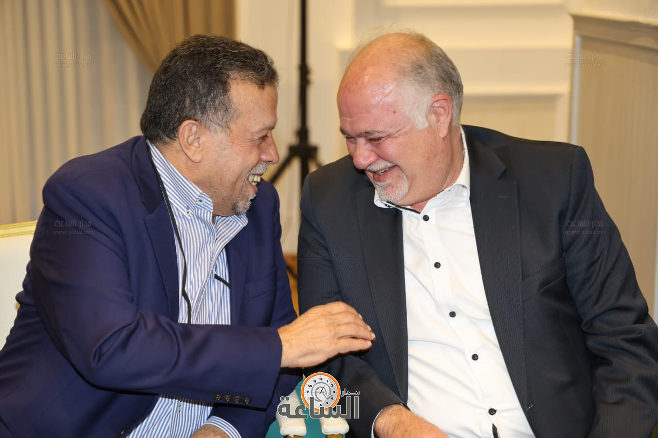 Madar Al-Saa Images 0.7742684370890499