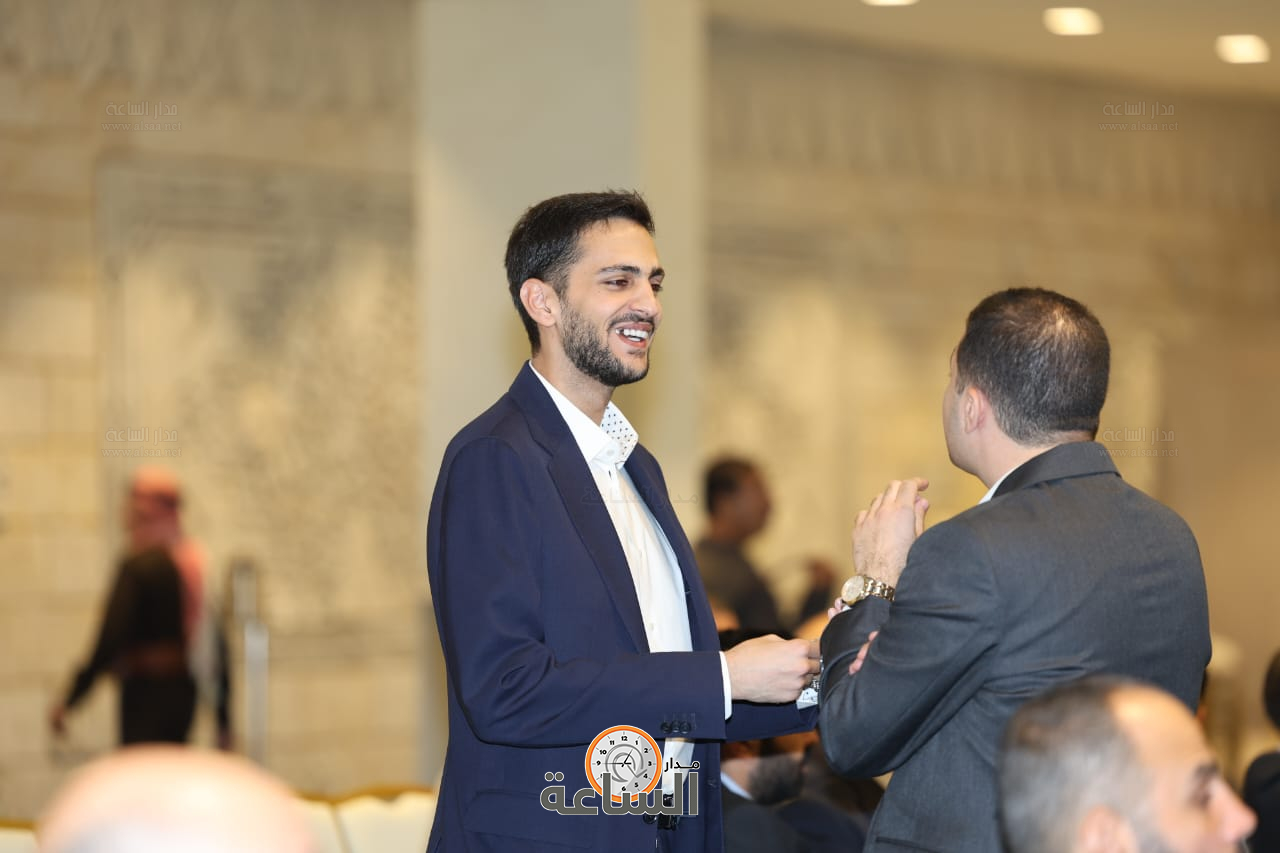 Madar Al-Saa Images 0.8543703774679683