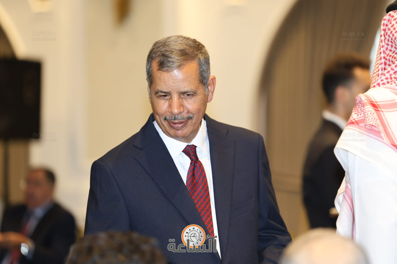 Madar Al-Saa Images 0.3355746567318626