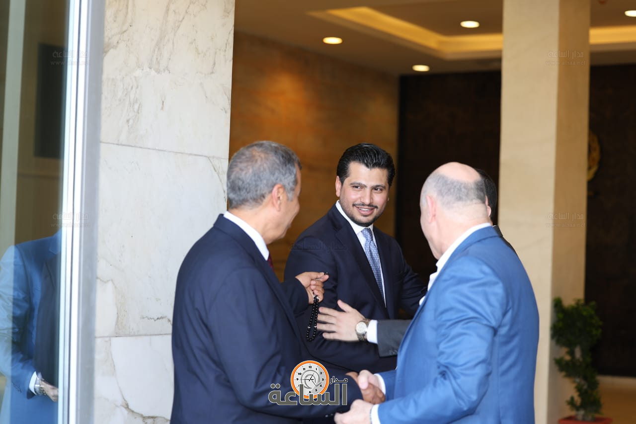 Madar Al-Saa Images 0.13126725492326474