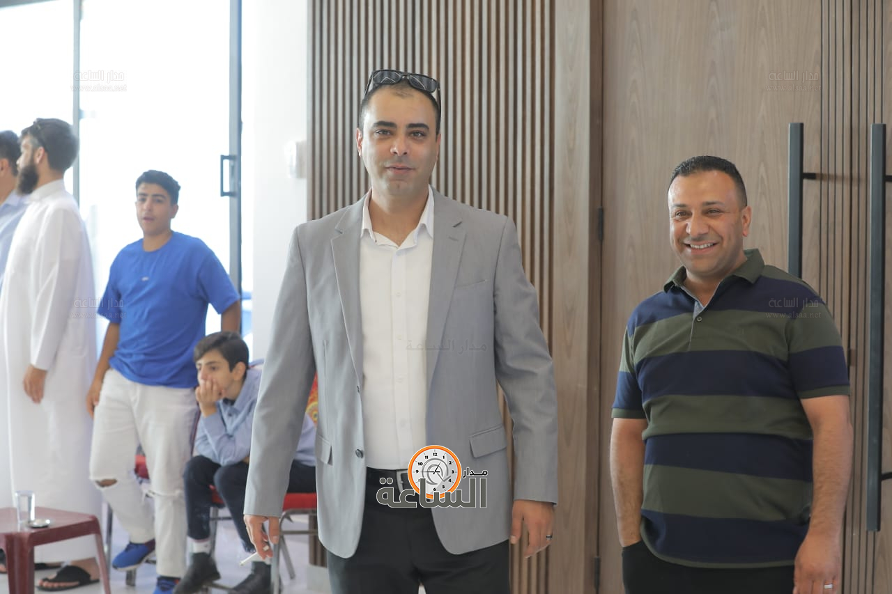 Madar Al-Saa Images 0.037797669471202