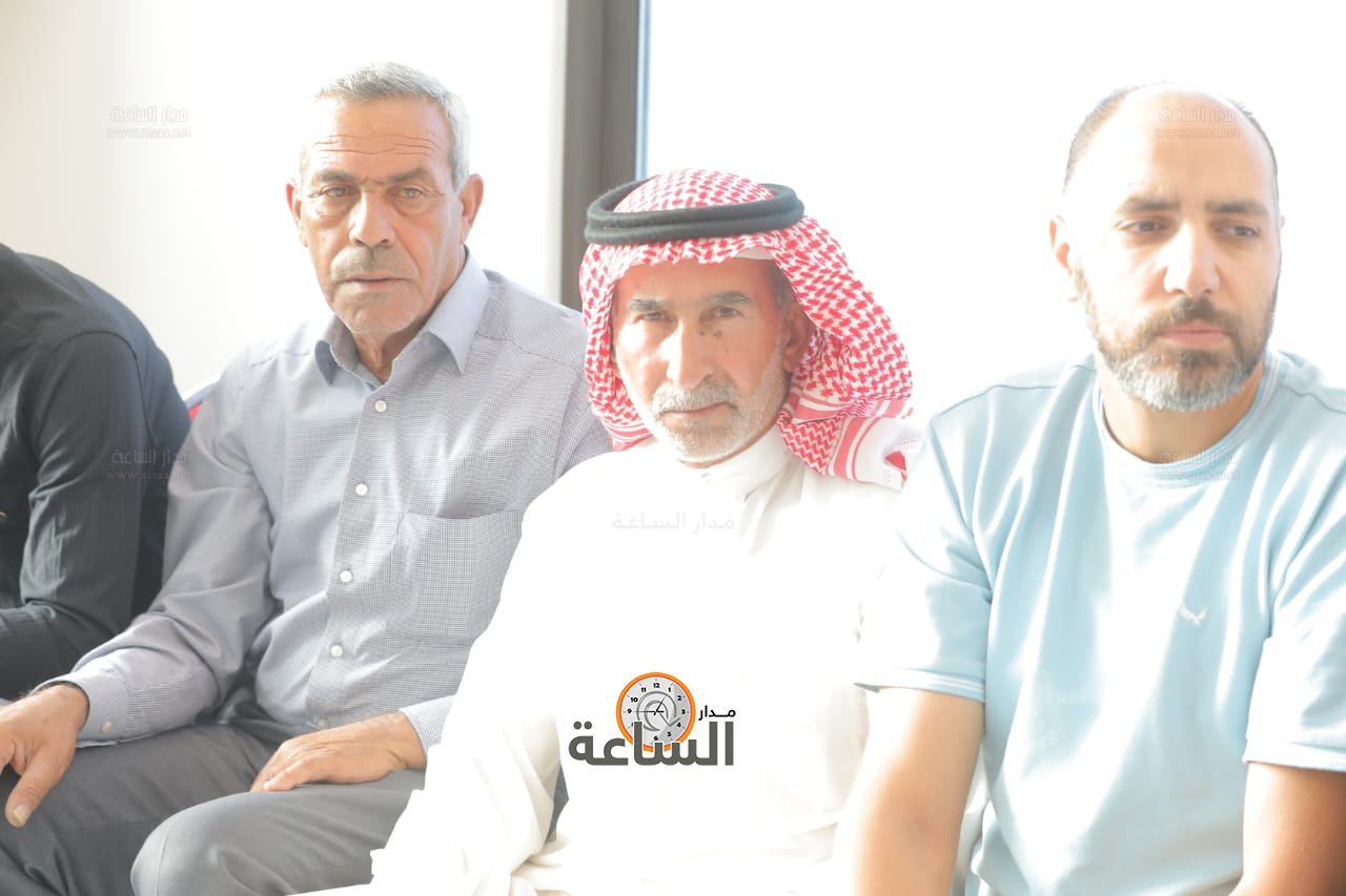 Madar Al-Saa Images 0.799753650504701