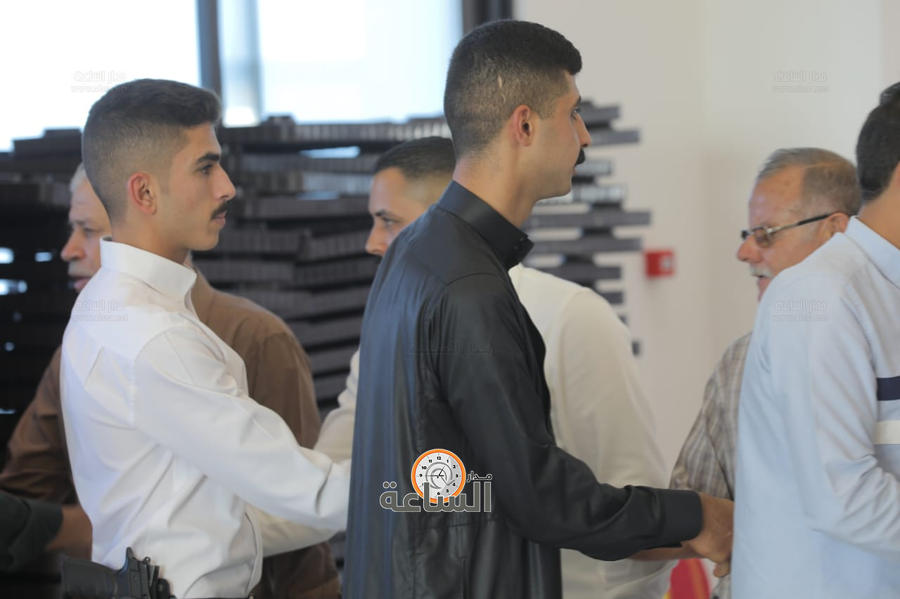 Madar Al-Saa Images 0.9897606761518836