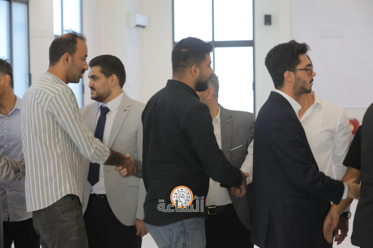 Madar Al-Saa Images 0.6585319272339517