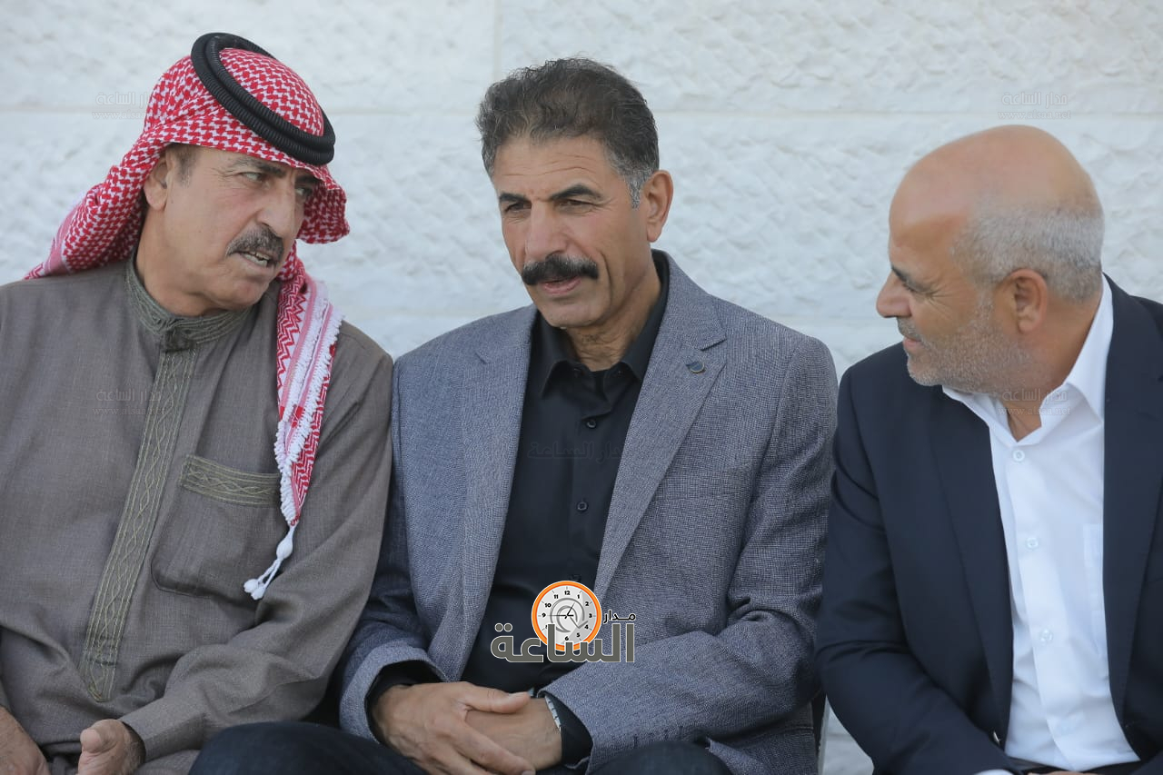 Madar Al-Saa Images 0.4076858281744331