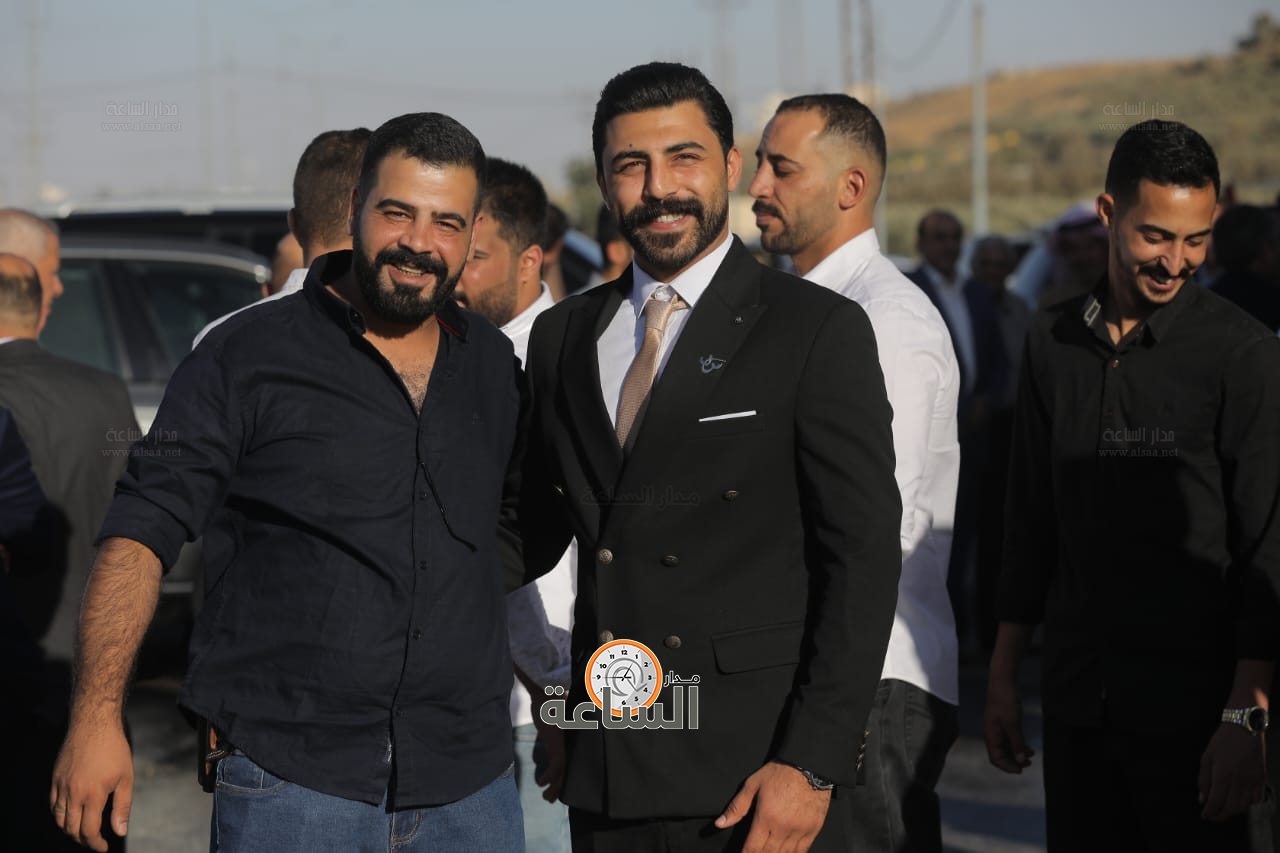 Madar Al-Saa Images 0.10671699057566864