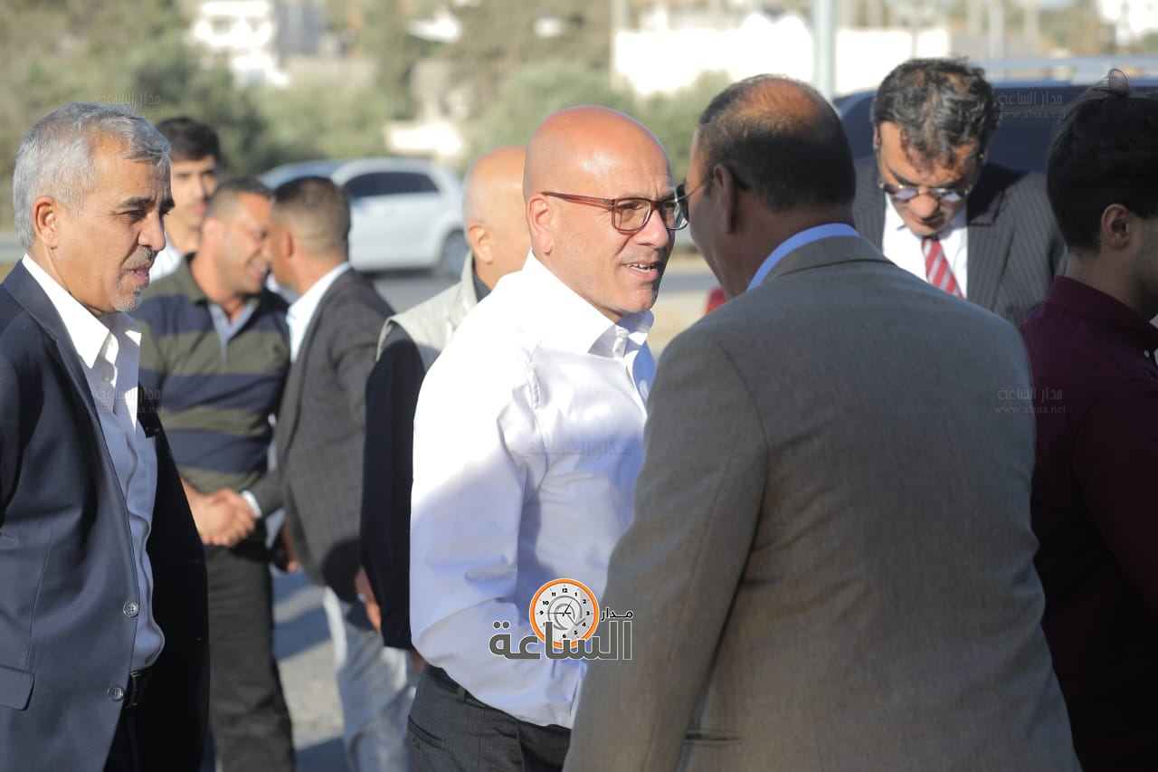 Madar Al-Saa Images 0.033689108653481514