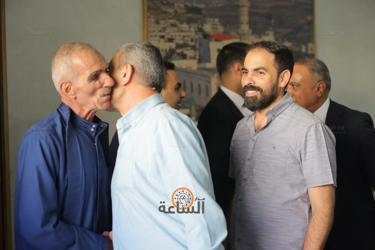 Madar Al-Saa Images 0.006500598556310355