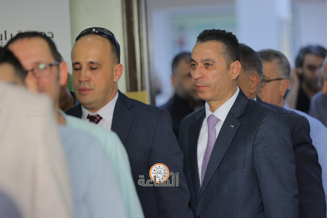 Madar Al-Saa Images 0.642996536062547