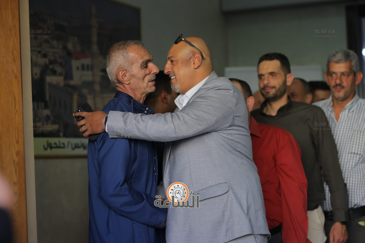 Madar Al-Saa Images 0.5031107624303585