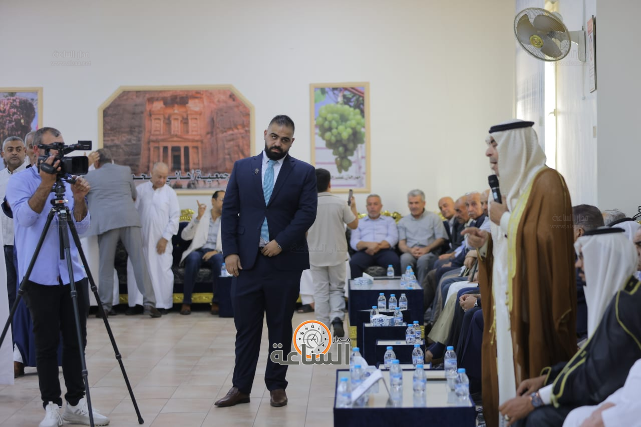 Madar Al-Saa Images 0.766559617358321