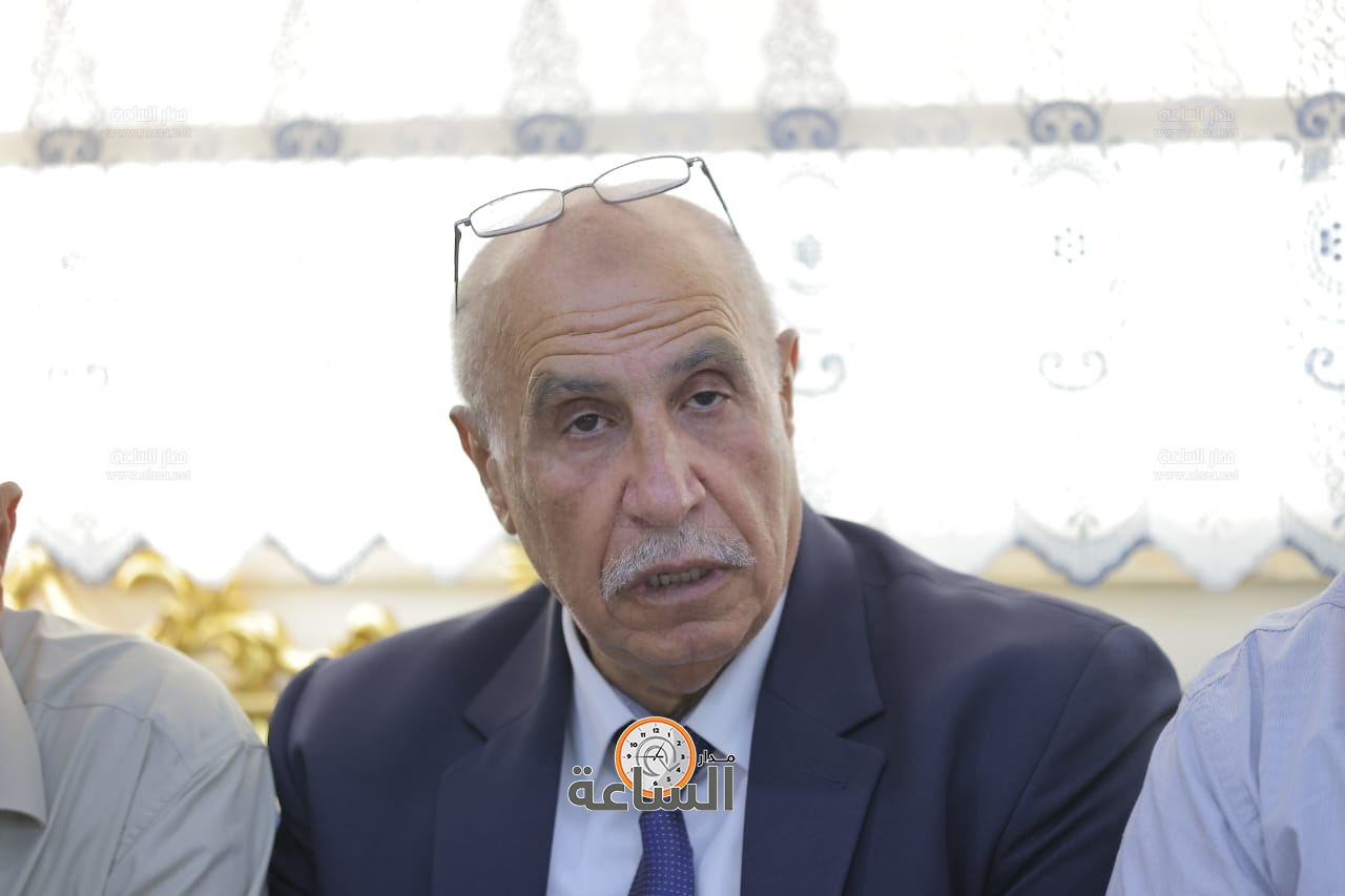 Madar Al-Saa Images 0.8363801367316249